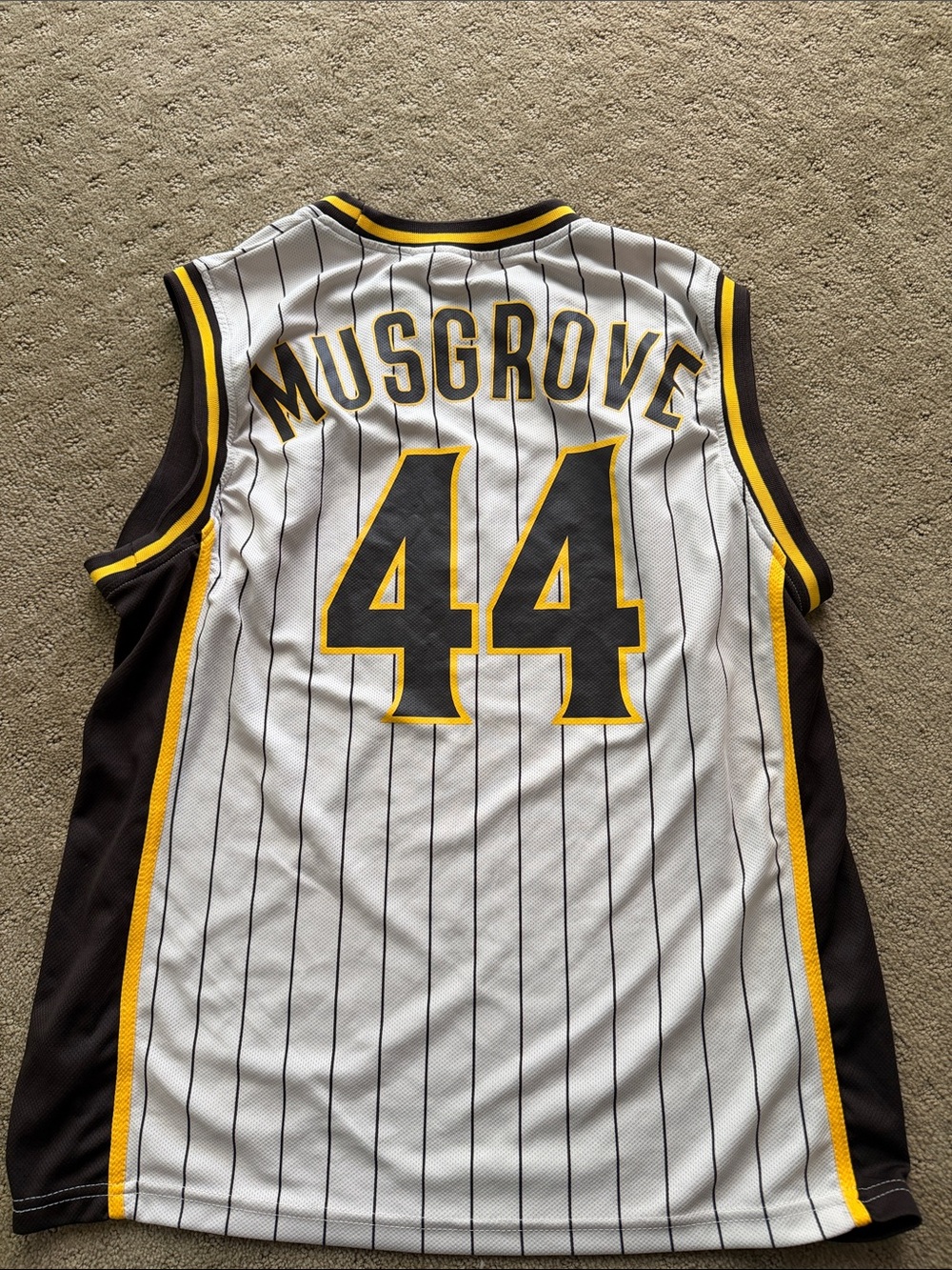 San Diego Padres Musgrove basketball jersey, size small unisex